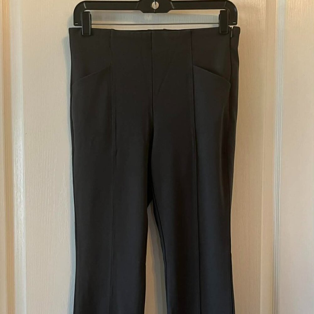Athleta Straight leg Pants Women's size 6 Gray